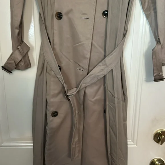 Jovonna London Trench Coat - Picture 3 of 7